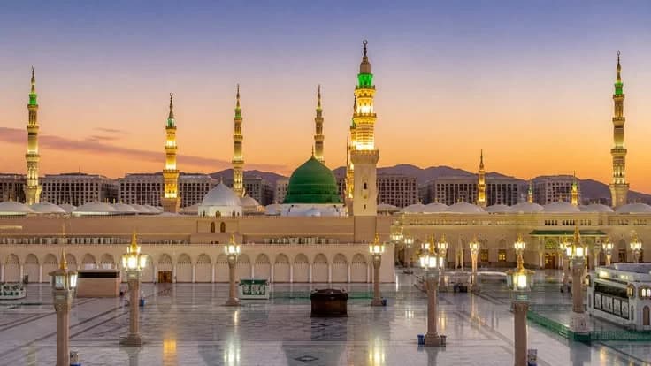 7 Nights Deluxe November Umrah Package
